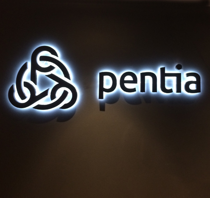 light letters logo sign corona pentia skilt skiltefabrikken københavn
